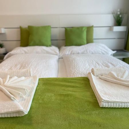 Siesta Apartman Балатонберень Экстерьер фото